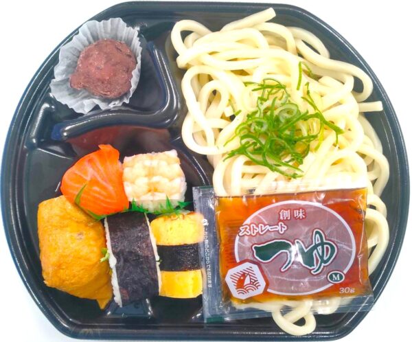 冷うどん洋風寿司セット（おはぎ入）